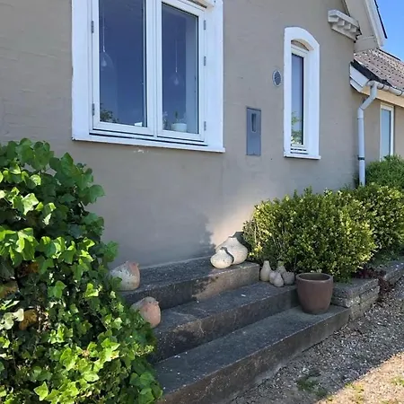 Lovely House By The & Shopping * Spodsbjerg